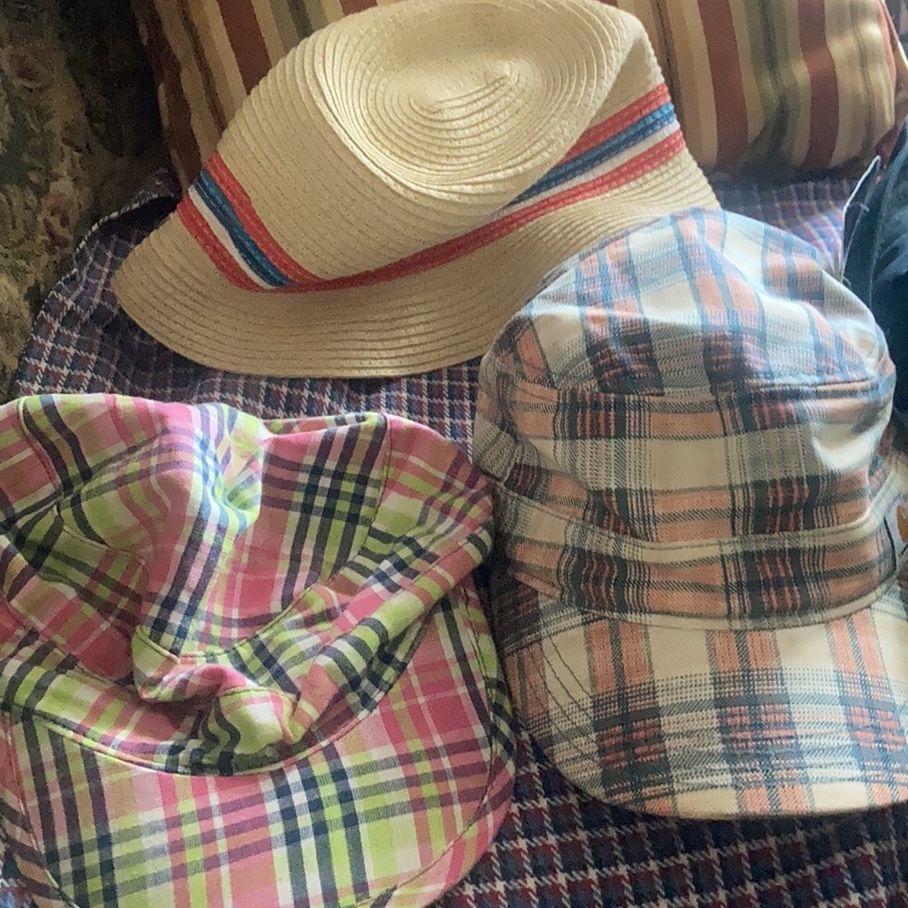 Hat bundle 5 total - Picture 2 of 5